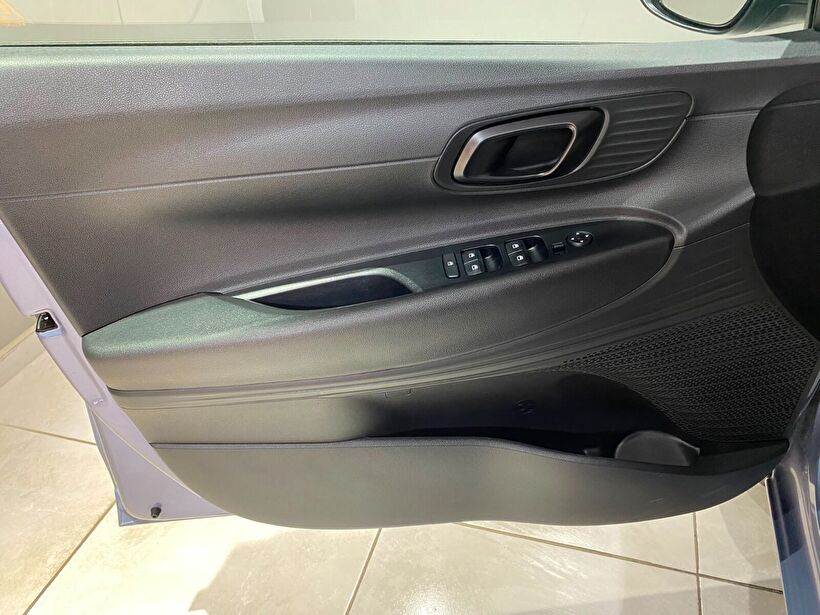 2025 Benzin Otomatik Hyundai i20 Mavi Gürel Tasarım Aksesuar Otomotiv San. Tic. Ltd. Şti.