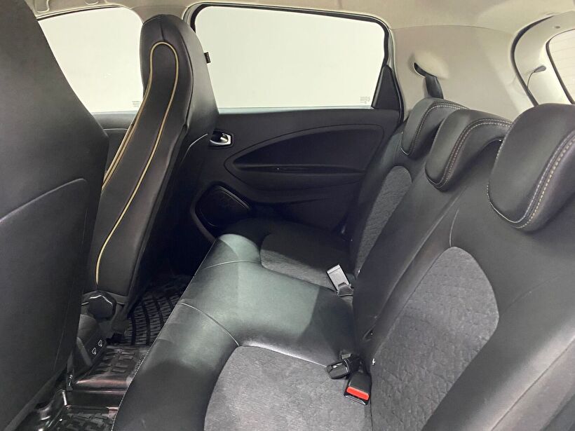 2022 Elektrik Otomatik Renault ZOE Beyaz Gürel Tasarım Aksesuar Otomotiv San. Tic. Ltd. Şti.
