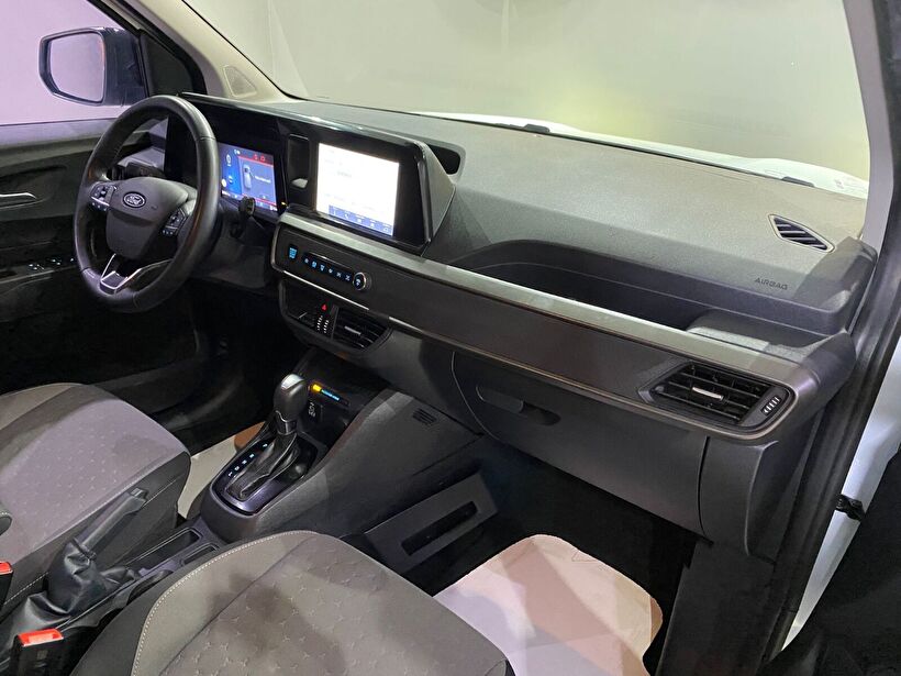 2024 Benzin Otomatik Ford Tourneo Courier Beyaz Gürel Tasarım Aksesuar Otomotiv San. Tic. Ltd. Şti.