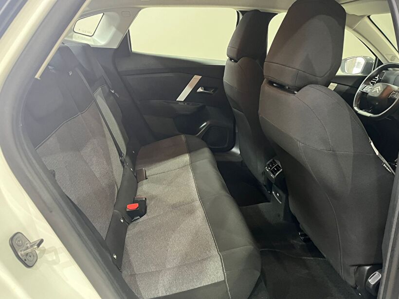 2023 Benzin Otomatik Citroen C4 X Beyaz Gürel Tasarım Aksesuar Otomotiv San. Tic. Ltd. Şti.