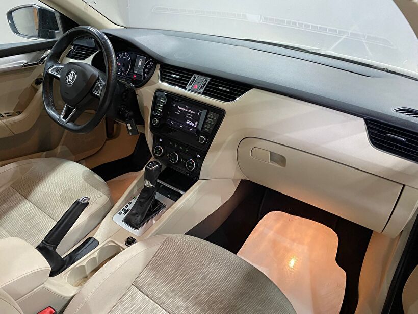 2014 Dizel Otomatik Skoda Octavia Siyah Gürel Tasarım Aksesuar Otomotiv San. Tic. Ltd. Şti.