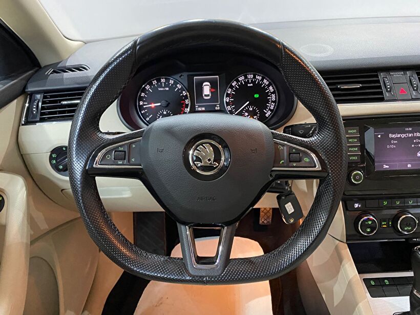 2014 Dizel Otomatik Skoda Octavia Siyah Gürel Tasarım Aksesuar Otomotiv San. Tic. Ltd. Şti.