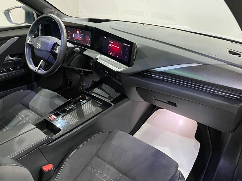 2024 Elektrik Otomatik Opel Astra-e Gümüş Gri Gürel Tasarım Aksesuar Otomotiv San. Tic. Ltd. Şti.