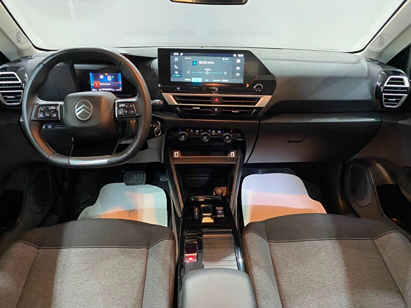 2025 Benzin Otomatik Citroen C4 X Gri Gürel Tasarım Aksesuar Otomotiv San. Tic. Ltd. Şti.