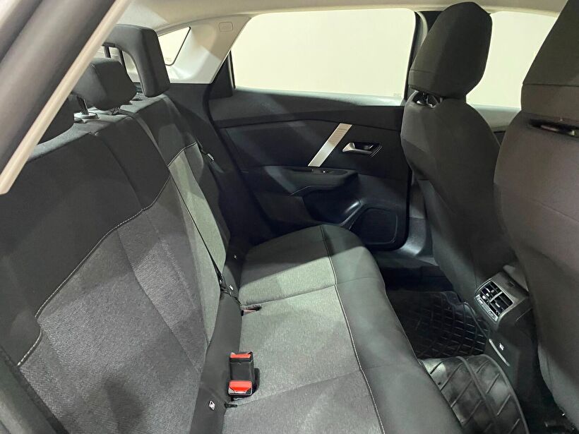 2025 Benzin Otomatik Citroen C4 X Gri Gürel Tasarım Aksesuar Otomotiv San. Tic. Ltd. Şti.