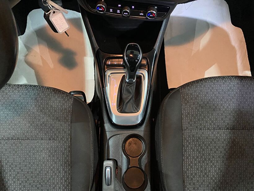2022 Benzin Otomatik Opel Crossland Beyaz Gürel Tasarım Aksesuar Otomotiv San. Tic. Ltd. Şti.