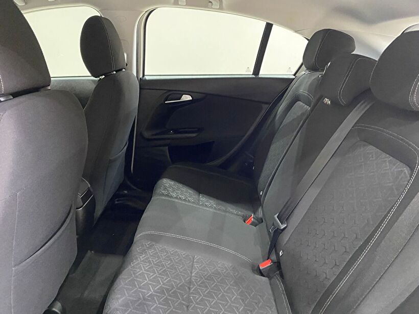 2022 Benzin Manuel Fiat Egea Cross Beyaz Gürel Tasarım Aksesuar Otomotiv San. Tic. Ltd. Şti.