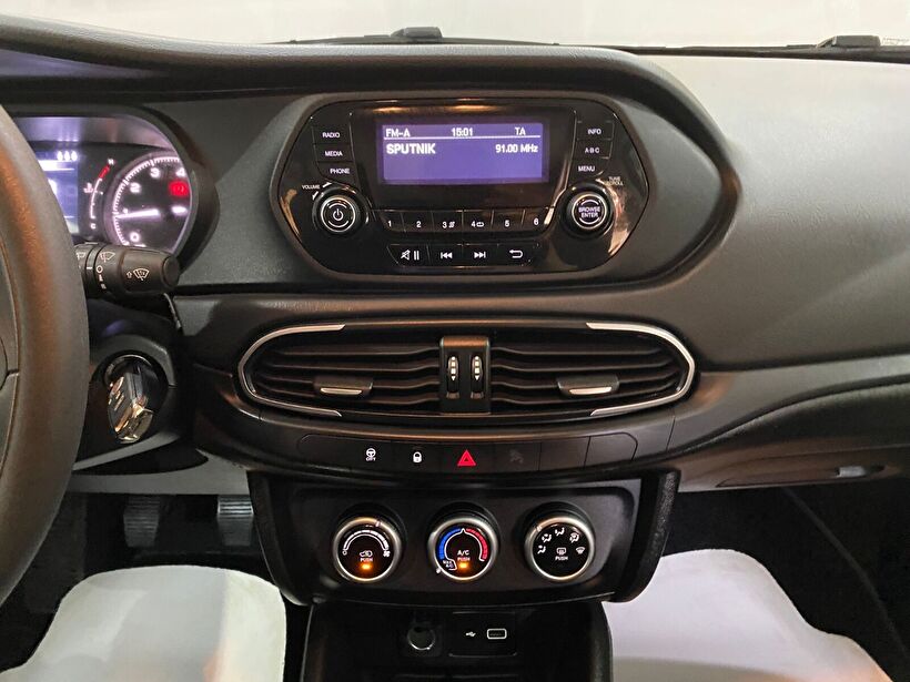 2022 Benzin Manuel Fiat Egea Cross Beyaz Gürel Tasarım Aksesuar Otomotiv San. Tic. Ltd. Şti.