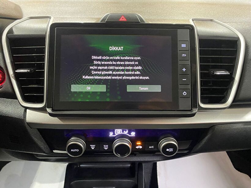 2022 Benzin Otomatik Honda City Kırmızı Gürel Tasarım Aksesuar Otomotiv San. Tic. Ltd. Şti.