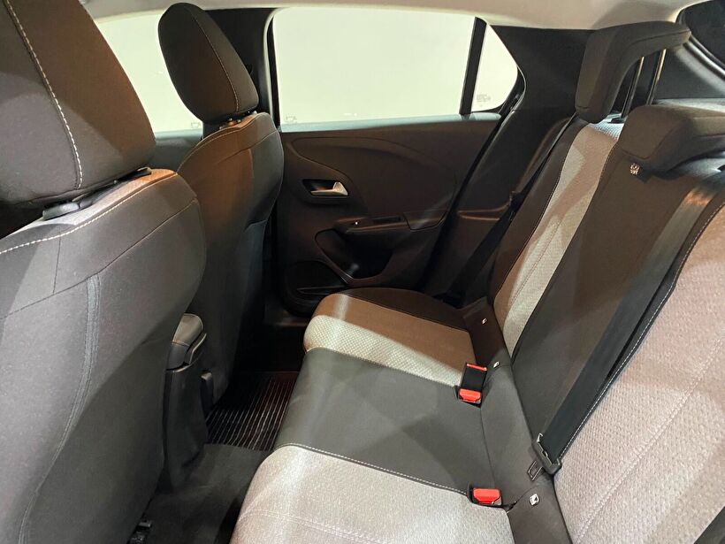 2025 Benzin Otomatik Opel Corsa Siyah Gürel Tasarım Aksesuar Otomotiv San. Tic. Ltd. Şti.