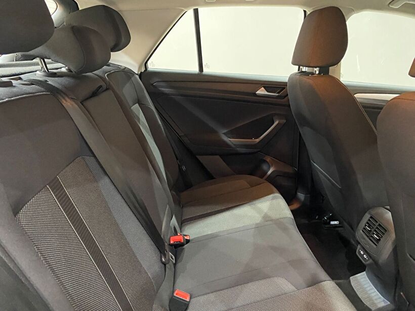 2022 Benzin Otomatik Volkswagen T-Roc Beyaz Gürel Tasarım Aksesuar Otomotiv San. Tic. Ltd. Şti.