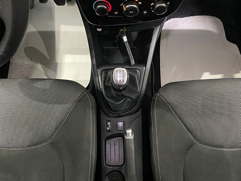 2019 Benzin + LPG Manuel Renault Clio Beyaz Gürel Tasarım Aksesuar Otomotiv San. Tic. Ltd. Şti.