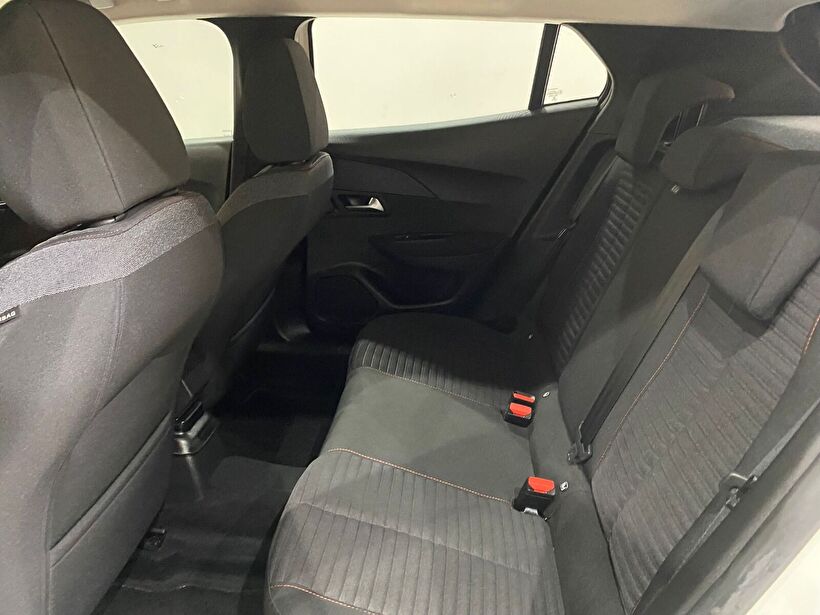 2020 Benzin Manuel Peugeot 2008 Beyaz Gürel Tasarım Aksesuar Otomotiv San. Tic. Ltd. Şti.