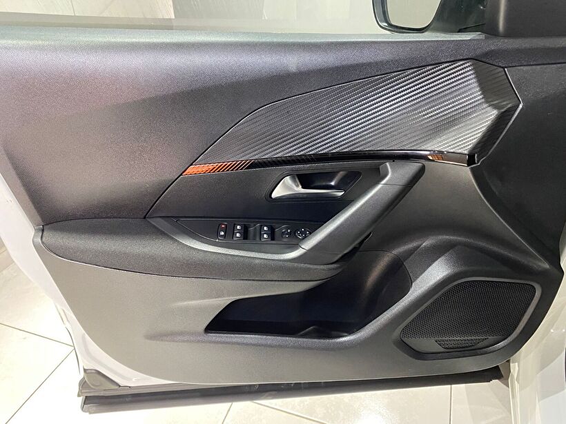 2020 Benzin Manuel Peugeot 2008 Beyaz Gürel Tasarım Aksesuar Otomotiv San. Tic. Ltd. Şti.