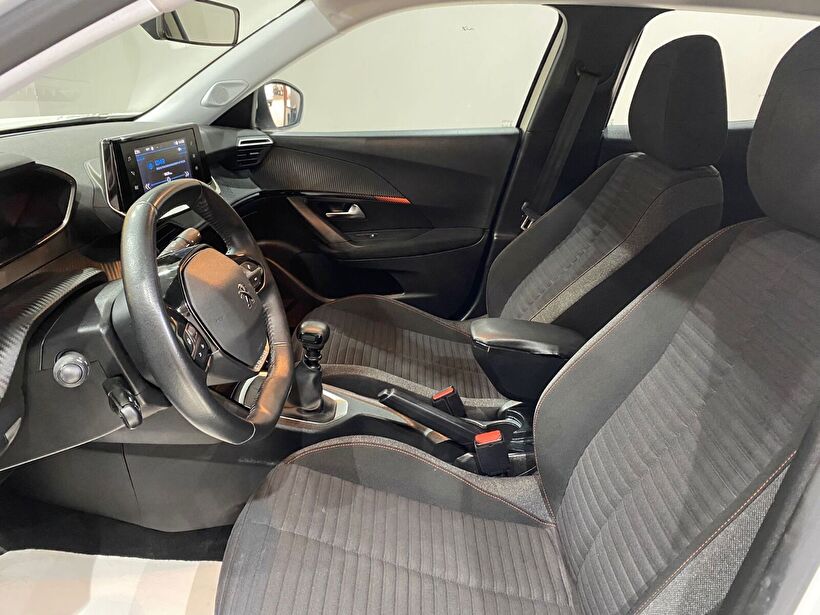 2020 Benzin Manuel Peugeot 2008 Beyaz Gürel Tasarım Aksesuar Otomotiv San. Tic. Ltd. Şti.