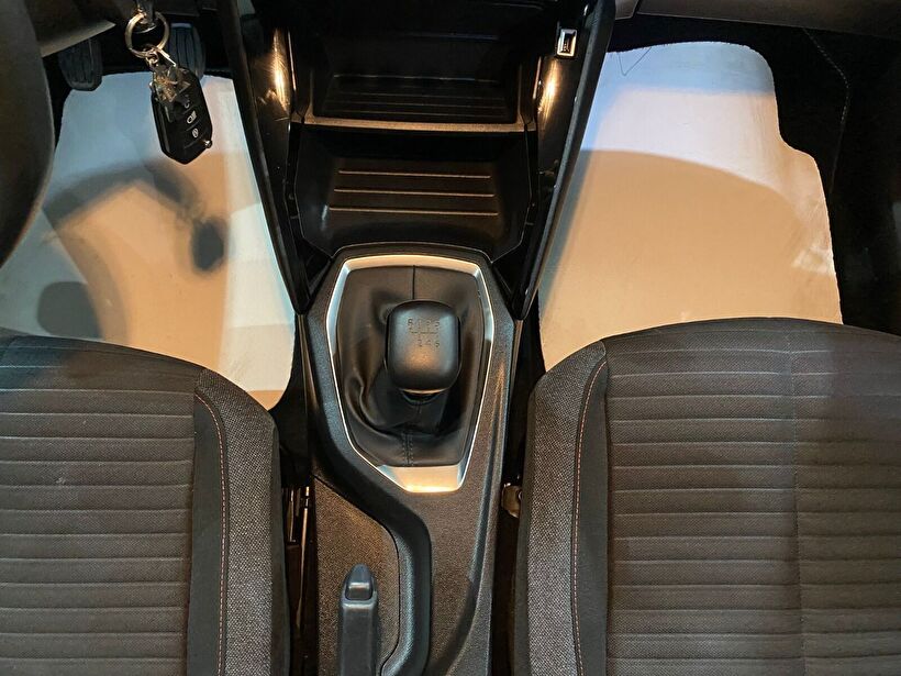 2020 Benzin Manuel Peugeot 2008 Beyaz Gürel Tasarım Aksesuar Otomotiv San. Tic. Ltd. Şti.