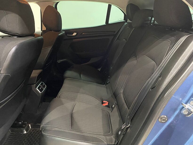 2017 Benzin Manuel Renault Megane Mavi Gürel Tasarım Aksesuar Otomotiv San. Tic. Ltd. Şti.