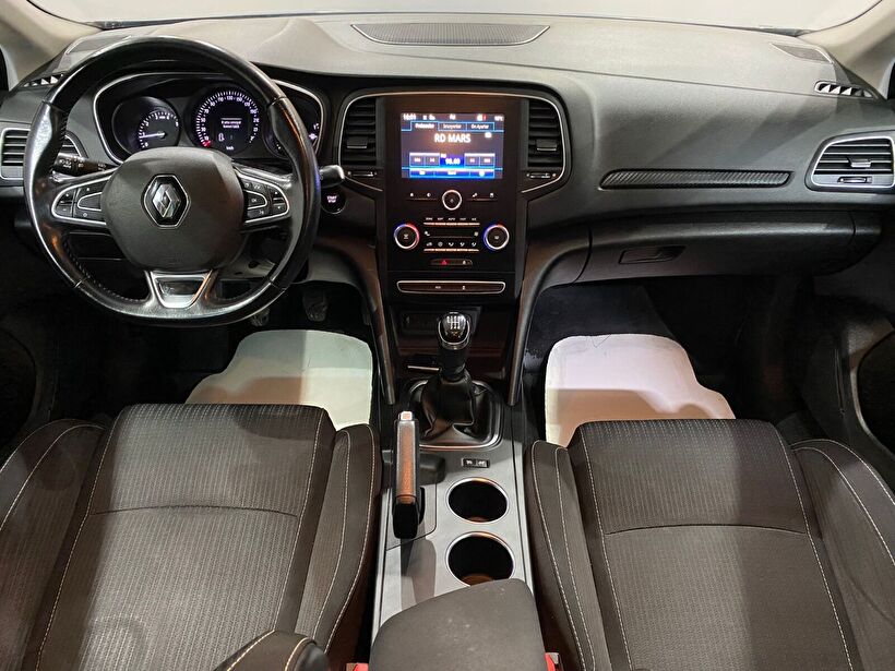 2017 Benzin Manuel Renault Megane Mavi Gürel Tasarım Aksesuar Otomotiv San. Tic. Ltd. Şti.