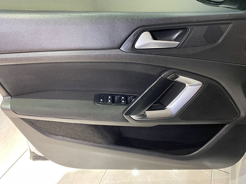 2017 Benzin Manuel Peugeot 308 Beyaz Gürel Tasarım Aksesuar Otomotiv San. Tic. Ltd. Şti.