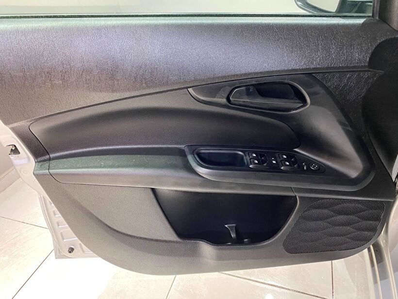 2023 Dizel Manuel Fiat Egea Gümüş Gri Gürel Tasarım Aksesuar Otomotiv San. Tic. Ltd. Şti.