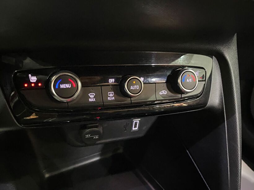 2025 Benzin Otomatik Opel Corsa Kırmızı Gürel Tasarım Aksesuar Otomotiv San. Tic. Ltd. Şti.