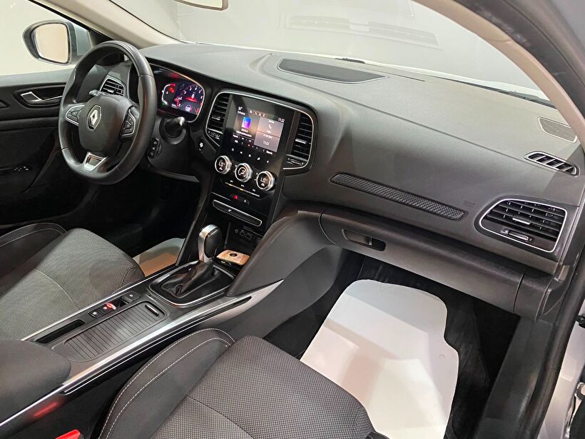 2023 Benzin Otomatik Renault Megane Gri Gürel Tasarım Aksesuar Otomotiv San. Tic. Ltd. Şti.
