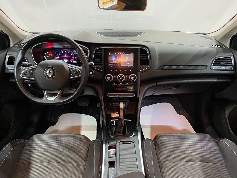 2023 Benzin Otomatik Renault Megane Gri Gürel Tasarım Aksesuar Otomotiv San. Tic. Ltd. Şti.