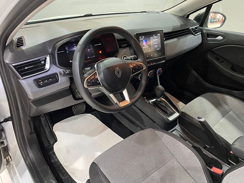 2025 Benzin Otomatik Renault Clio Beyaz Gürel Tasarım Aksesuar Otomotiv San. Tic. Ltd. Şti.