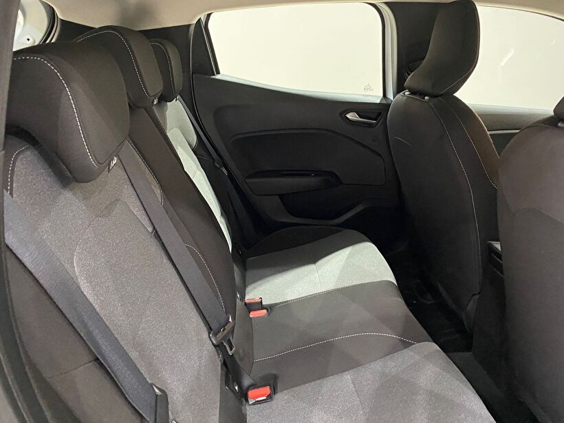 2025 Benzin Otomatik Renault Clio Beyaz Gürel Tasarım Aksesuar Otomotiv San. Tic. Ltd. Şti.