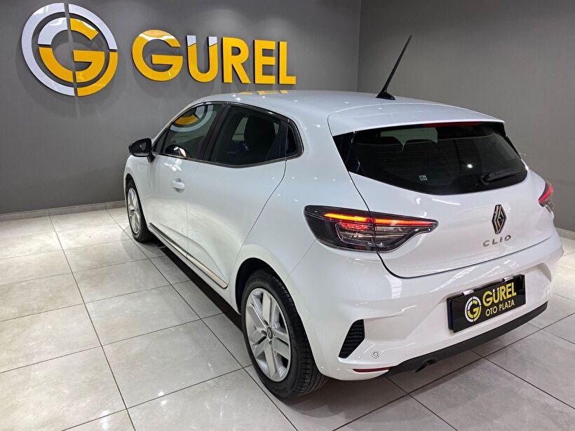 2025 Benzin Otomatik Renault Clio Beyaz Gürel Tasarım Aksesuar Otomotiv San. Tic. Ltd. Şti.