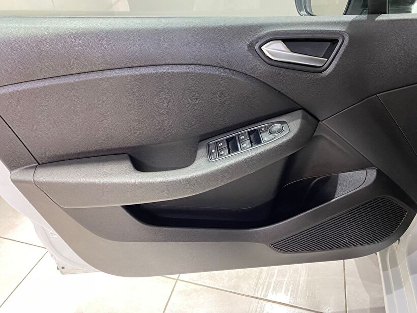 2023 Benzin Manuel Renault Clio Beyaz Gürel Tasarım Aksesuar Otomotiv San. Tic. Ltd. Şti.