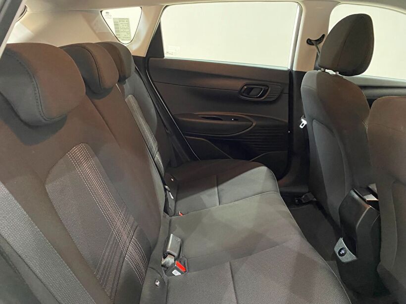 2025 Benzin Otomatik Hyundai Bayon Beyaz Gürel Tasarım Aksesuar Otomotiv San. Tic. Ltd. Şti.