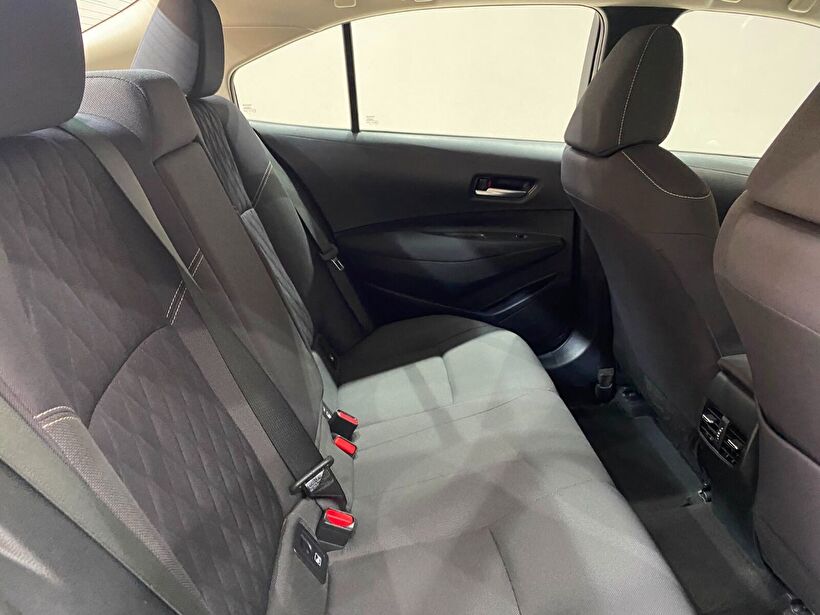 2022 Benzin Otomatik Toyota Corolla Beyaz Gürel Tasarım Aksesuar Otomotiv San. Tic. Ltd. Şti.
