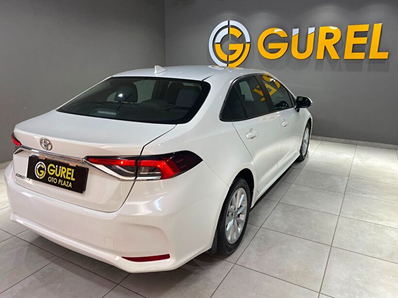 2022 Benzin Otomatik Toyota Corolla Beyaz Gürel Tasarım Aksesuar Otomotiv San. Tic. Ltd. Şti.