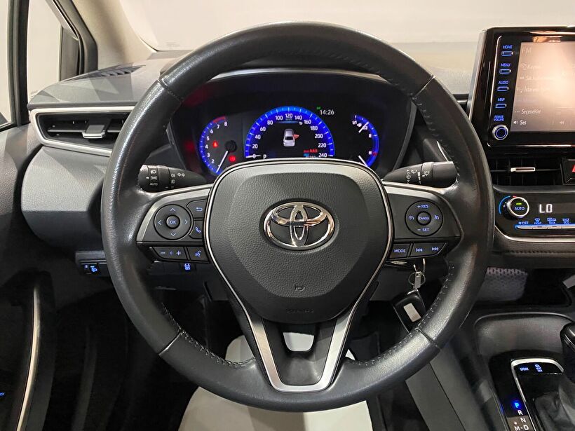 2022 Benzin Otomatik Toyota Corolla Beyaz Gürel Tasarım Aksesuar Otomotiv San. Tic. Ltd. Şti.