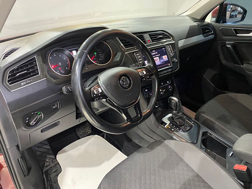 2016 Benzin Otomatik Volkswagen Tiguan Kırmızı Gürel Tasarım Aksesuar Otomotiv San. Tic. Ltd. Şti.