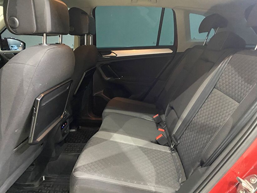 2016 Benzin Otomatik Volkswagen Tiguan Kırmızı Gürel Tasarım Aksesuar Otomotiv San. Tic. Ltd. Şti.