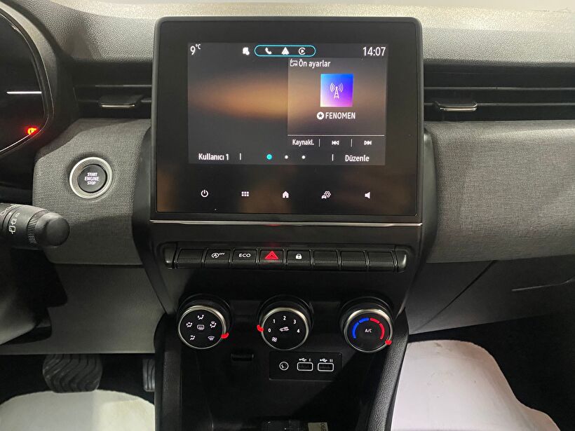 2024 Benzin Otomatik Renault Clio Mavi Gürel Tasarım Aksesuar Otomotiv San. Tic. Ltd. Şti.