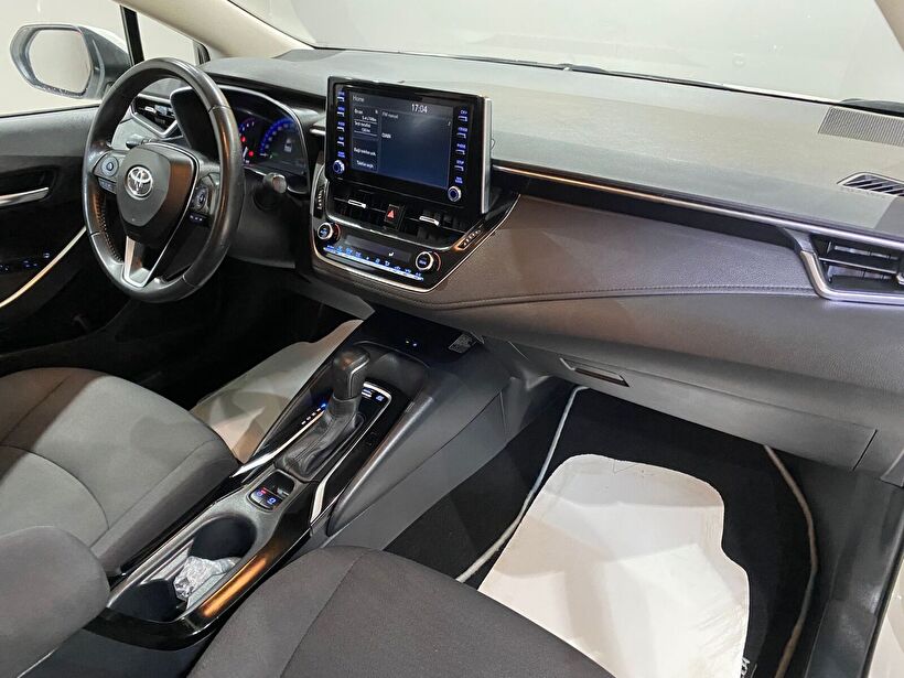 2022 Hybrid Otomatik Toyota Corolla Beyaz Gürel Tasarım Aksesuar Otomotiv San. Tic. Ltd. Şti.