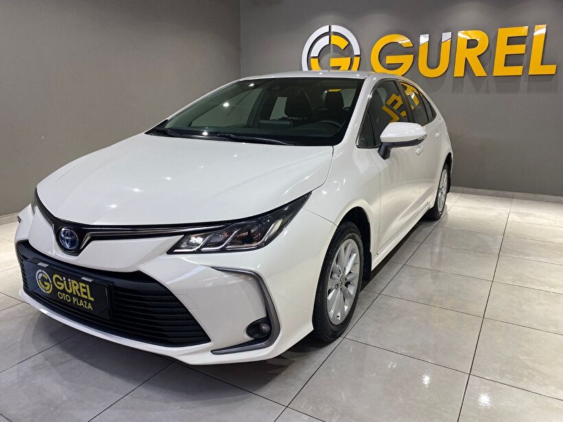 2022 Hybrid Otomatik Toyota Corolla Beyaz Gürel Tasarım Aksesuar Otomotiv San. Tic. Ltd. Şti.