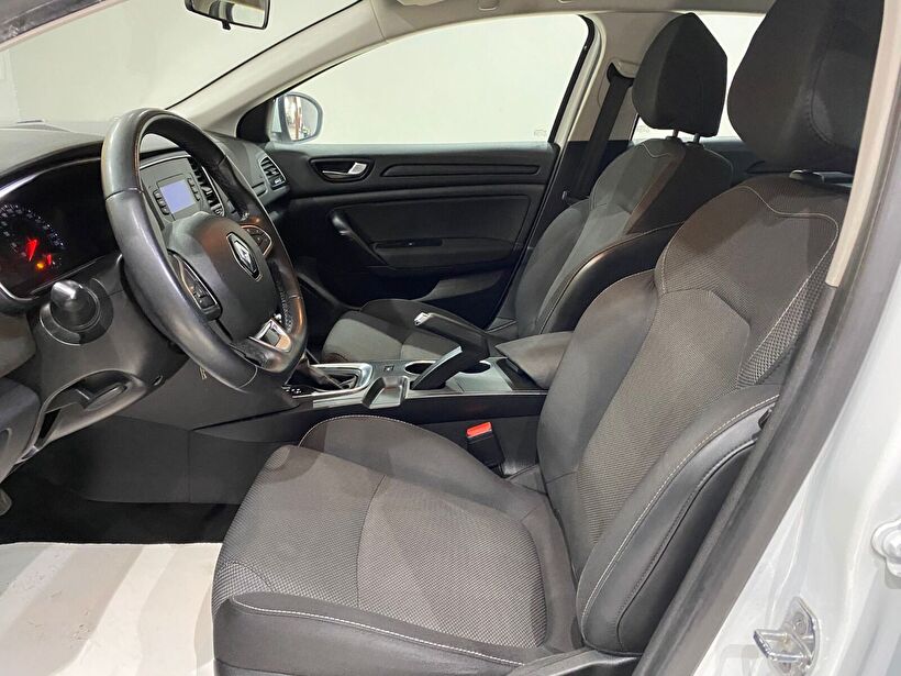 2022 Benzin Otomatik Renault Megane Beyaz Gürel Tasarım Aksesuar Otomotiv San. Tic. Ltd. Şti.