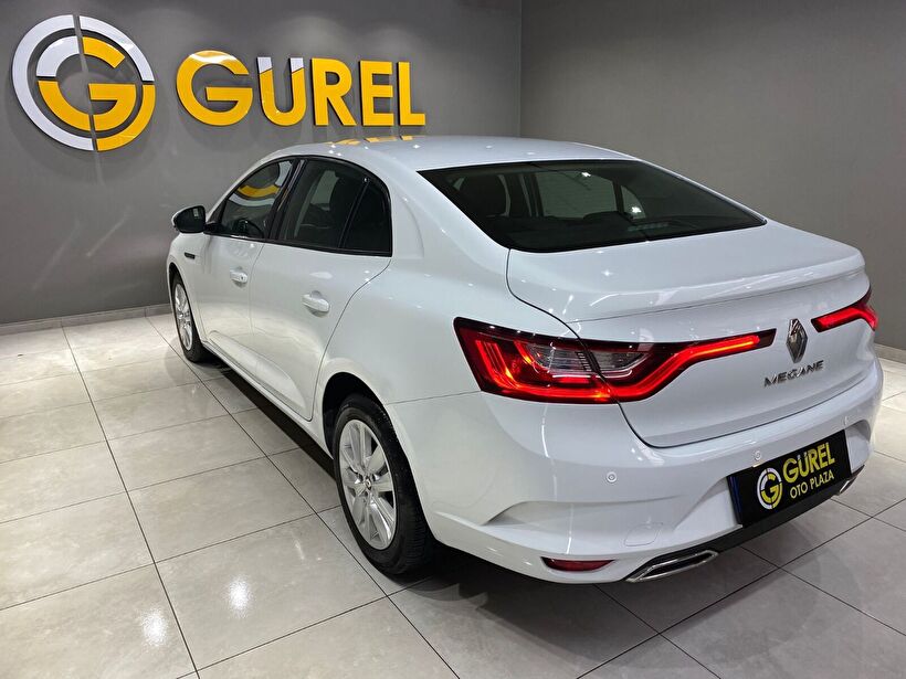 2022 Benzin Otomatik Renault Megane Beyaz Gürel Tasarım Aksesuar Otomotiv San. Tic. Ltd. Şti.