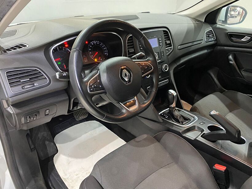 2022 Benzin Otomatik Renault Megane Beyaz Gürel Tasarım Aksesuar Otomotiv San. Tic. Ltd. Şti.