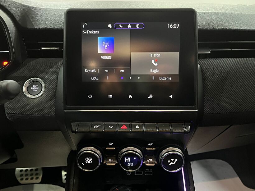 2024 Benzin Otomatik Renault Clio Kırmızı Gürel Tasarım Aksesuar Otomotiv San. Tic. Ltd. Şti.