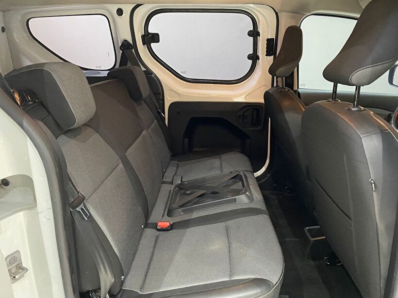 2023 Dizel Manuel Renault Express Combi Beyaz Gürel Tasarım Aksesuar Otomotiv San. Tic. Ltd. Şti.