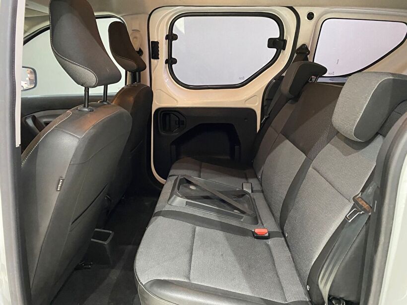 2023 Dizel Manuel Renault Express Combi Beyaz Gürel Tasarım Aksesuar Otomotiv San. Tic. Ltd. Şti.