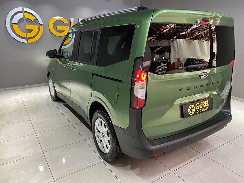 2025 Dizel Manuel Ford Tourneo Courier Yeşil Gürel Tasarım Aksesuar Otomotiv San. Tic. Ltd. Şti.