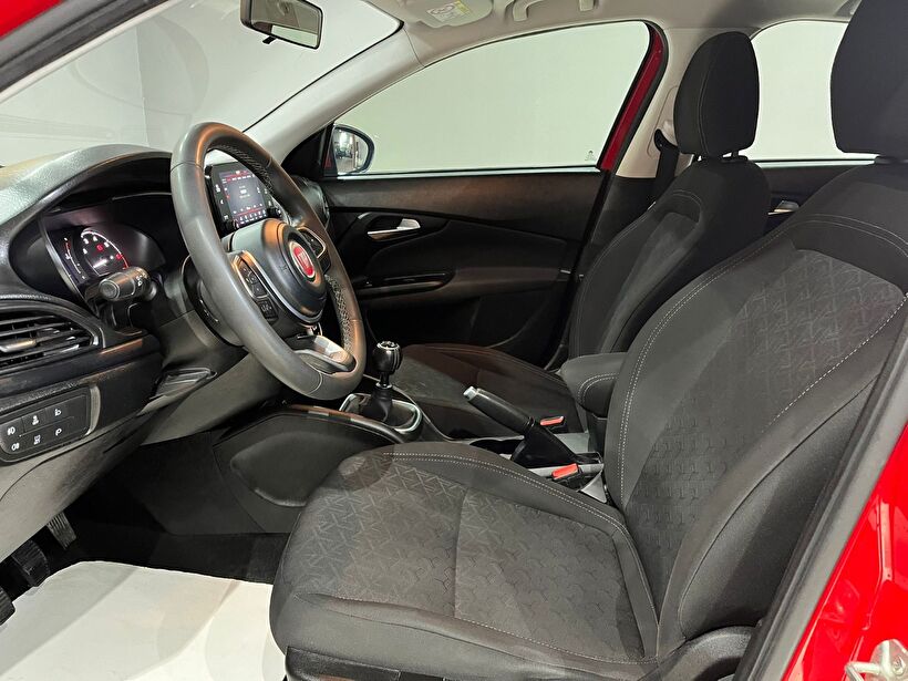 2021 Benzin Manuel Fiat Egea Kırmızı Gürel Tasarım Aksesuar Otomotiv San. Tic. Ltd. Şti.