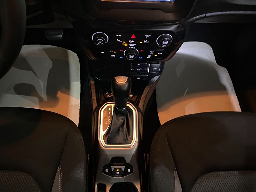 2022 Benzin Otomatik Jeep Renegade Beyaz Gürel Tasarım Aksesuar Otomotiv San. Tic. Ltd. Şti.