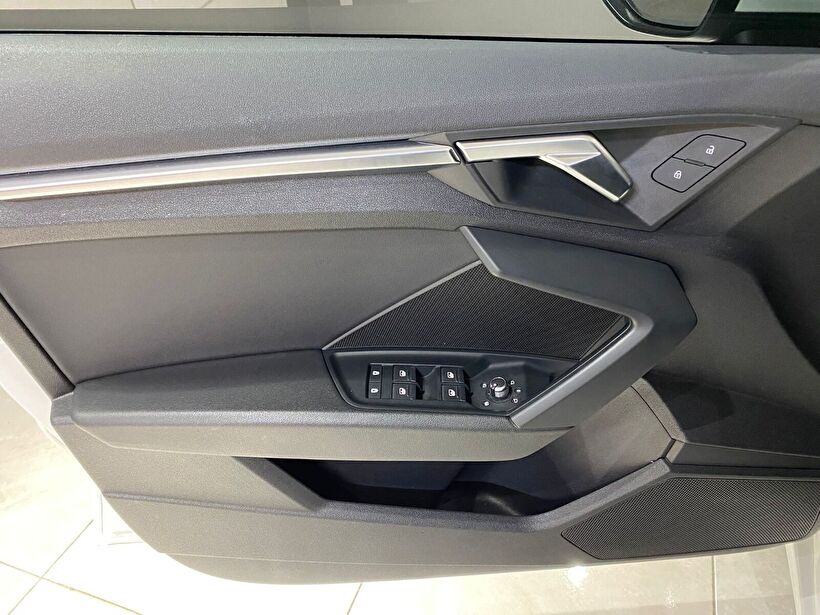 2022 Hybrid Otomatik Audi A3 Beyaz Gürel Tasarım Aksesuar Otomotiv San. Tic. Ltd. Şti.